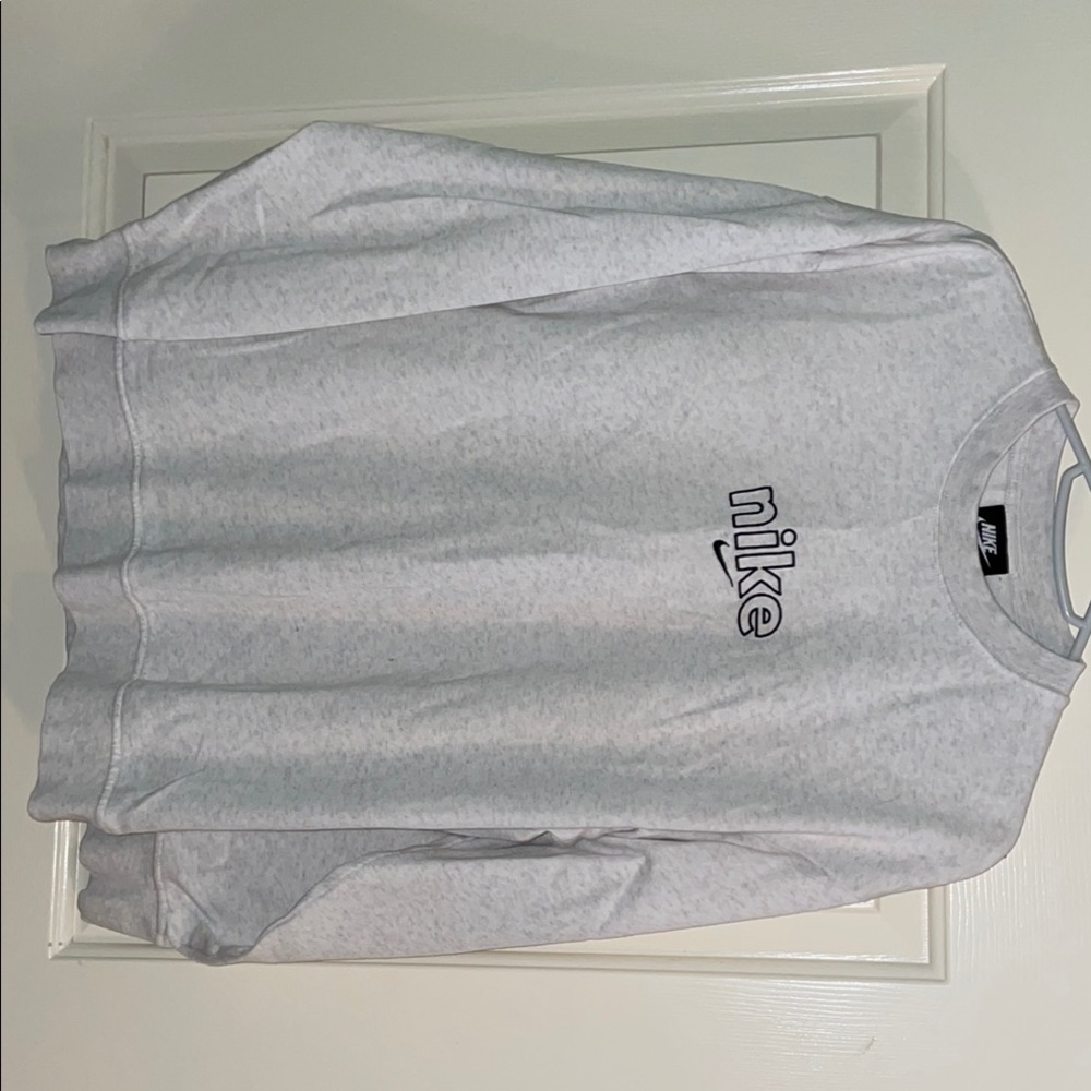 Nike Light Gray Crewneck Sweatshirt